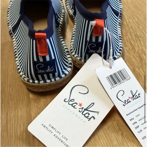 NEW💙🤍Sea Star Beachcomber Espadrille ShoesNavy/White Microstripe $109 onAmazon - Picture 7 of 8